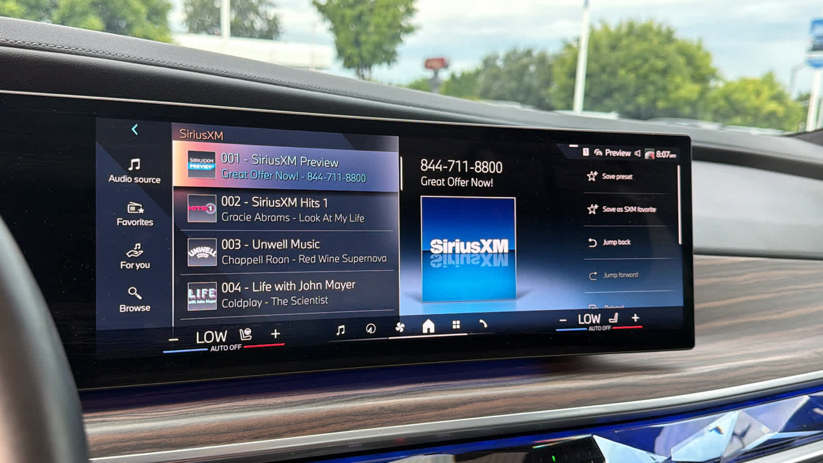 Used 2023 BMW 760i xDrive w/ Executive Package AWD/4WD image 15