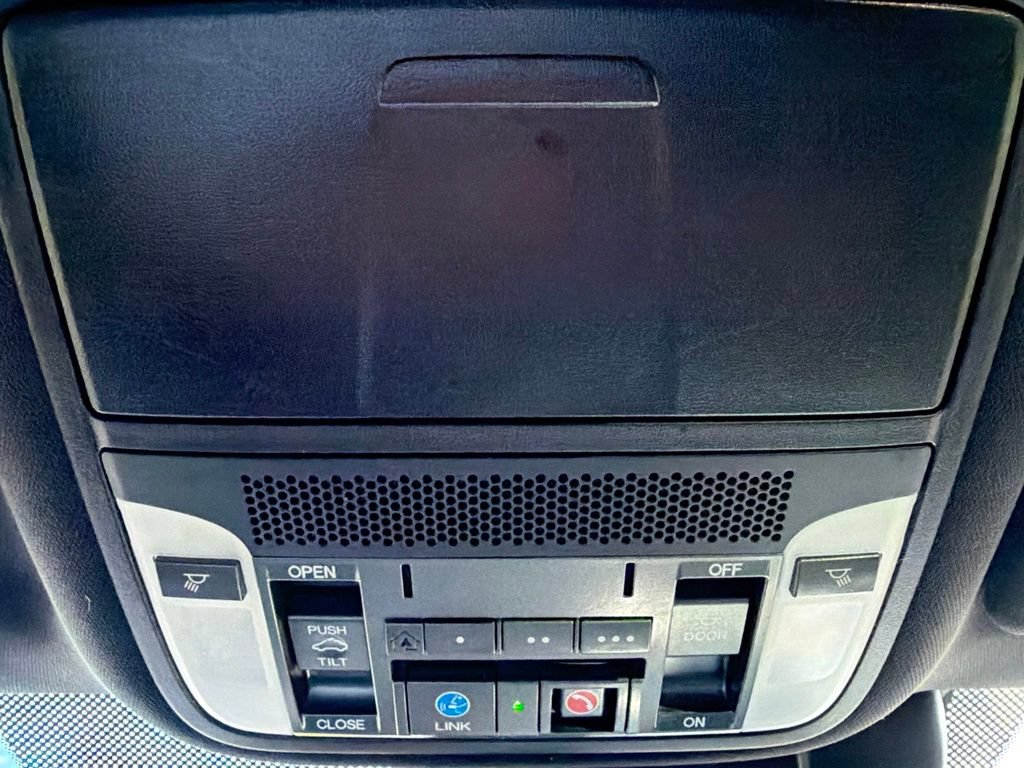 Used 2019 Acura TLX w/ Technology & A-SPEC Package FWD image 23
