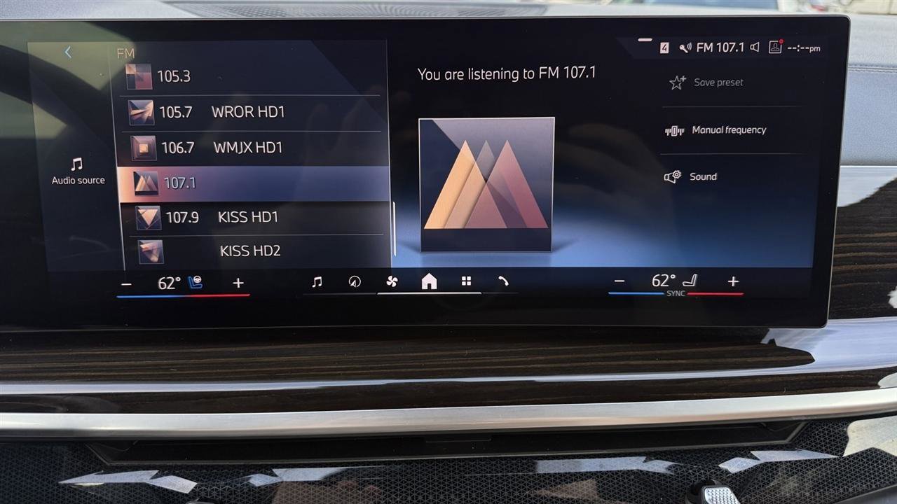 Used 2024 BMW X7 xDrive40i image 59