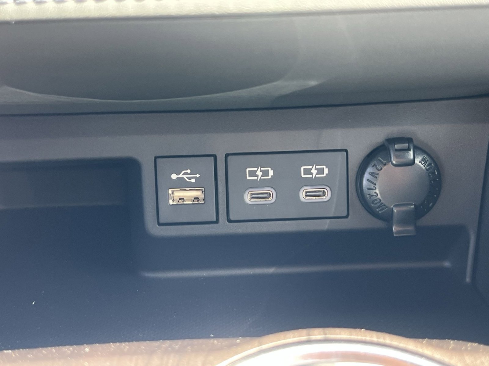 New 2026 Toyota Highlander Platinum image 26