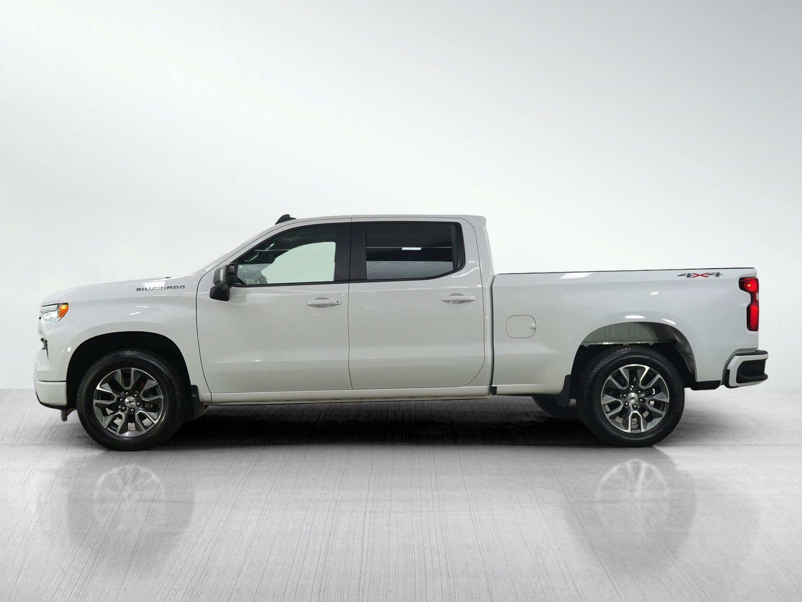 Used 2024 Chevrolet Silverado 1500 RST w/ Convenience Package II image 2