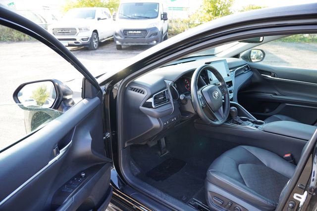 Used 2024 Toyota Camry XSE image 14