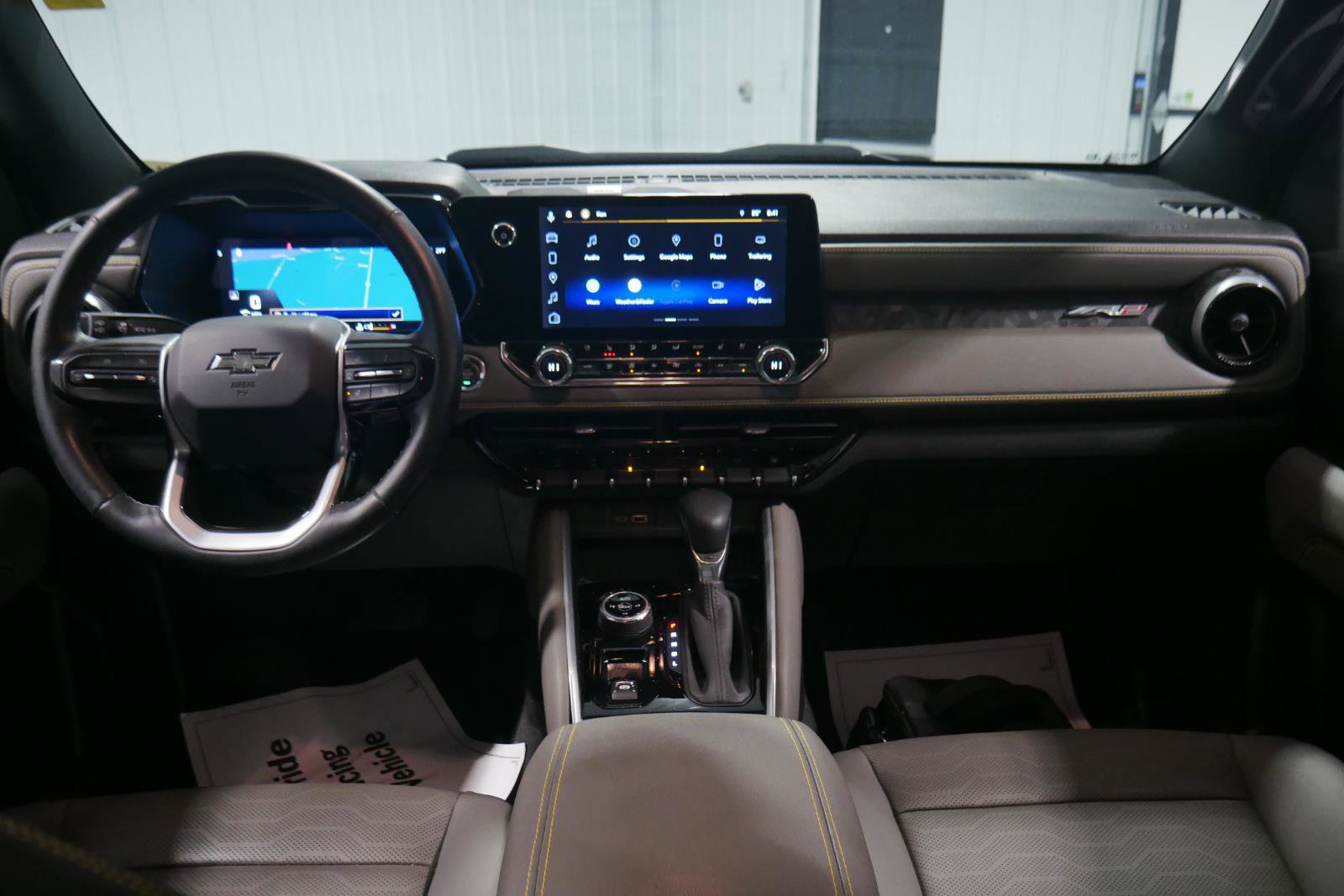 Used 2023 Chevrolet Colorado ZR2 w/ ZR2 Convenience Package III image 19