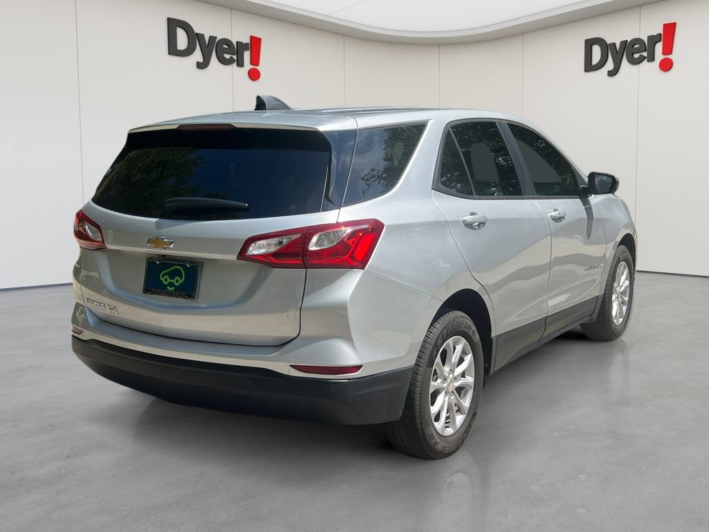 Used 2020 Chevrolet Equinox LS w/ LS Convenience Package FWD image 5