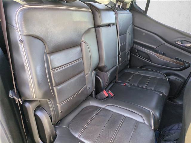 Used 2023 GMC Acadia Denali image 18