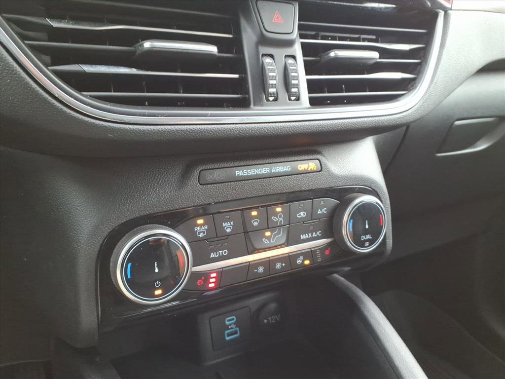 Certified 2022 Ford Escape Titanium image 22