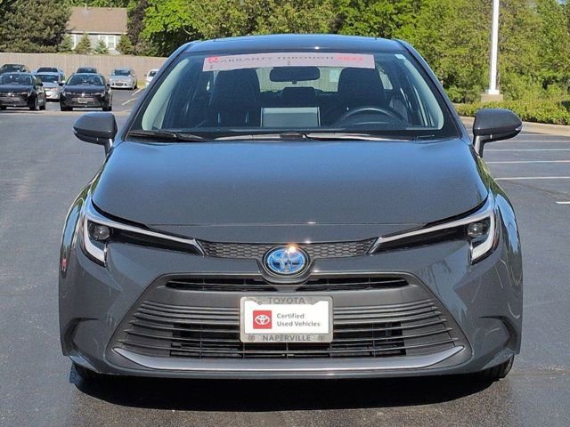 Certified 2025 Toyota Corolla XLE FWD image 4