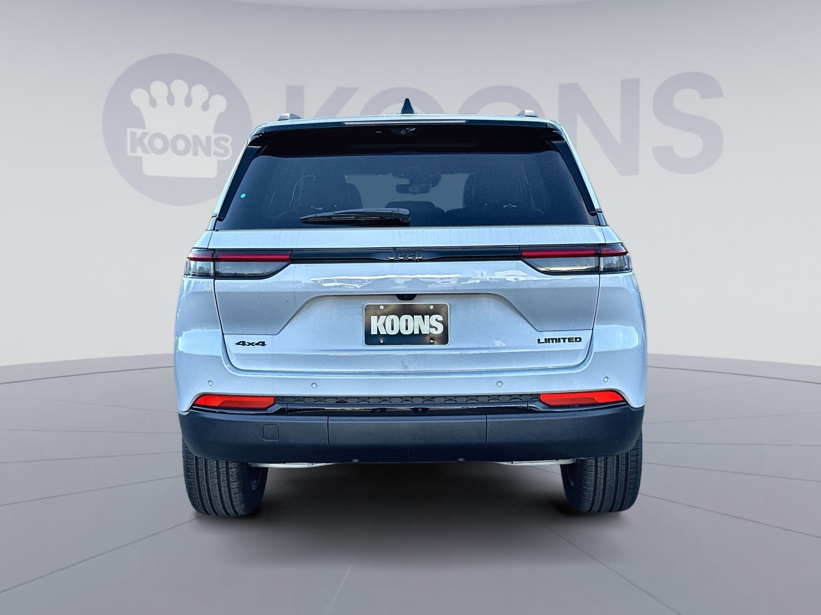 New 2025 Jeep Grand Cherokee Limited w/ Luxury Tech Group II image 5