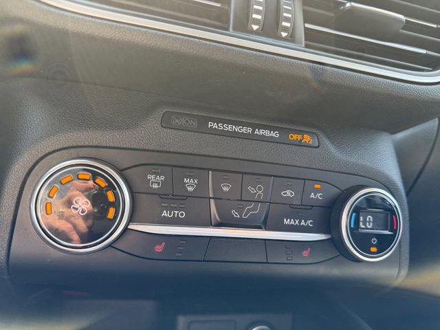 Used 2020 Ford Escape SE AWD/4WD image 23