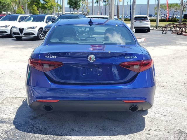 Used 2022 Alfa Romeo Giulia Sprint image 6