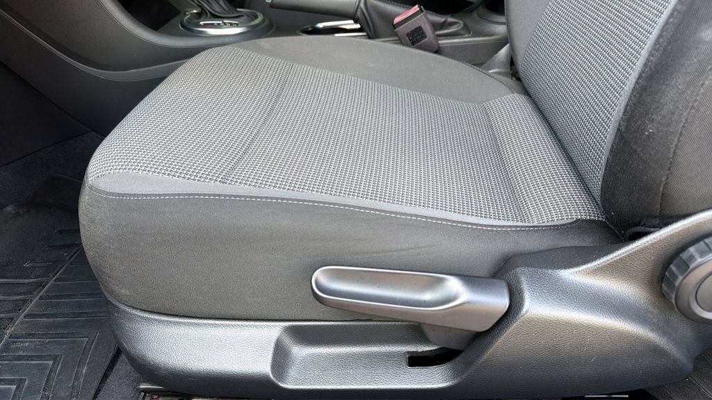 Used 2019 Volkswagen Beetle 2.0T S FWD image 15