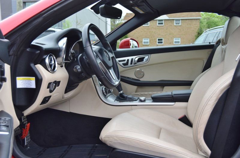 Used 2012 Mercedes-Benz SLK 350 image 21