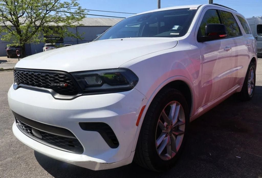 Used 2024 Dodge Durango GT RWD image 2