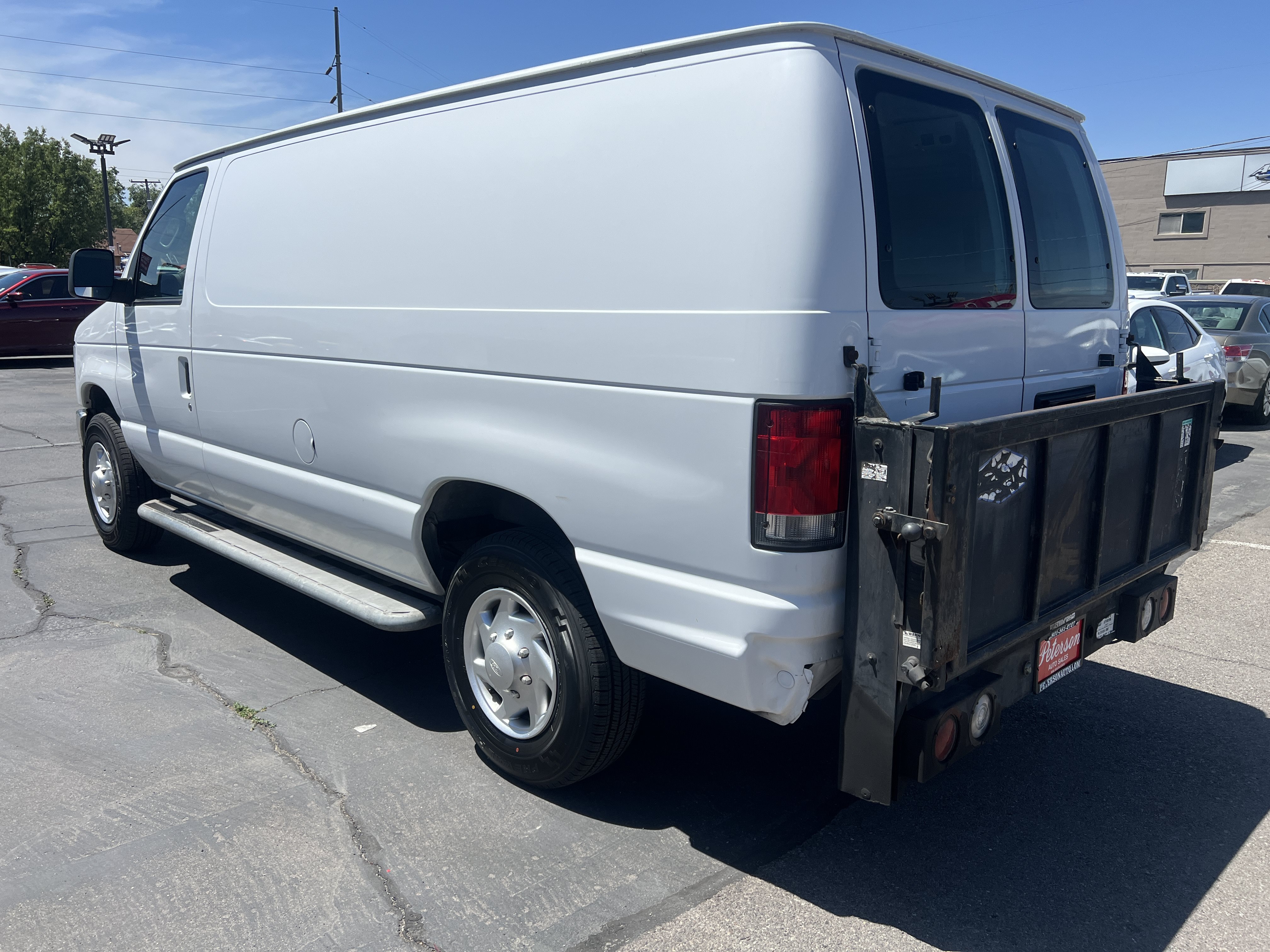 Used 2014 Ford E-250 and Econoline 250 w/ Power Group RWD image 6