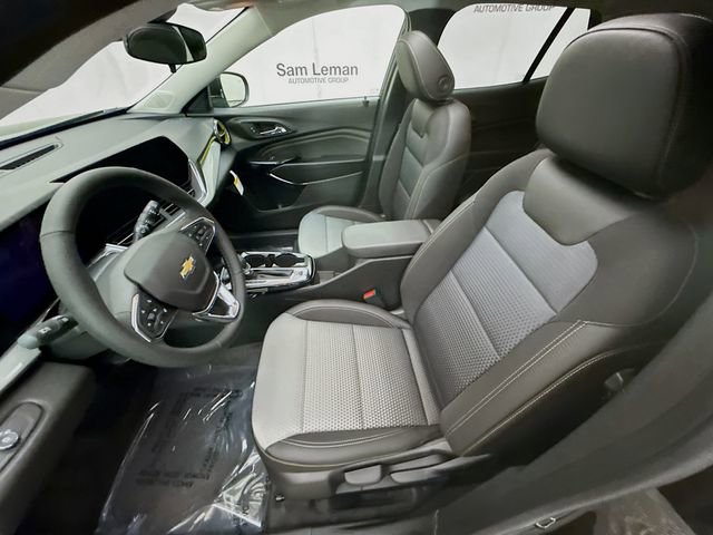 New 2026 Chevrolet Trax LT w/ Sunroof Package image 23