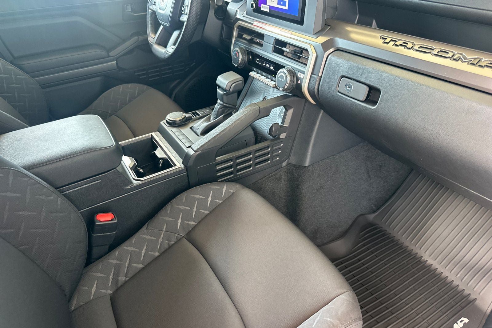 New 2026 Toyota Tacoma SR5 AWD/4WD image 17