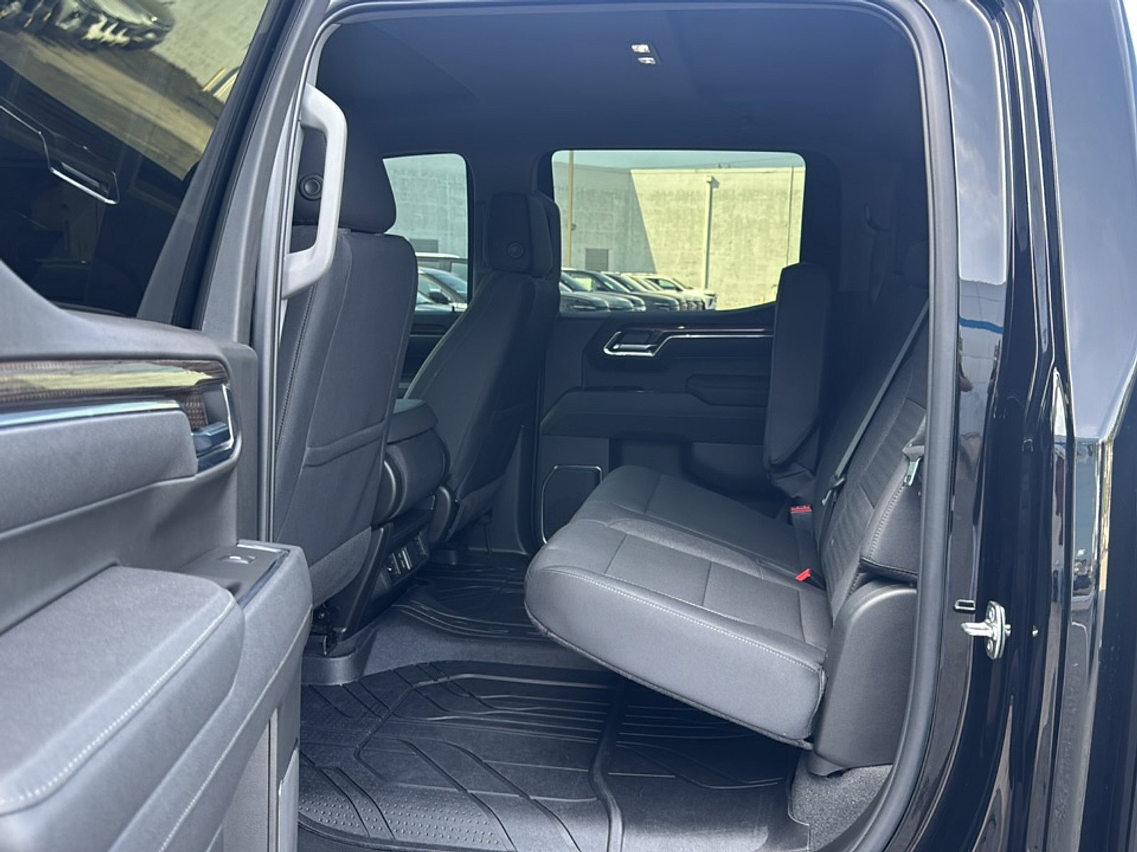 Certified 2025 Chevrolet Silverado 1500 LT w/ All Star Edition Plus AWD/4WD image 18