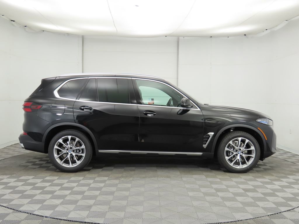 Certified 2025 BMW X5 sDrive40i image 5