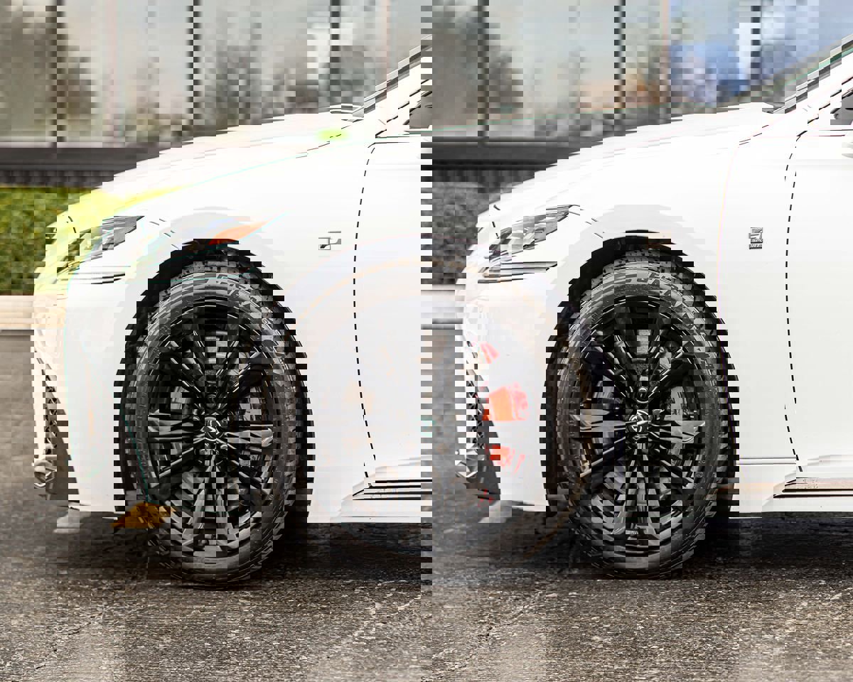 Used 2018 Lexus LS 500 F Sport w/ Accessory Package (Z1) image 8