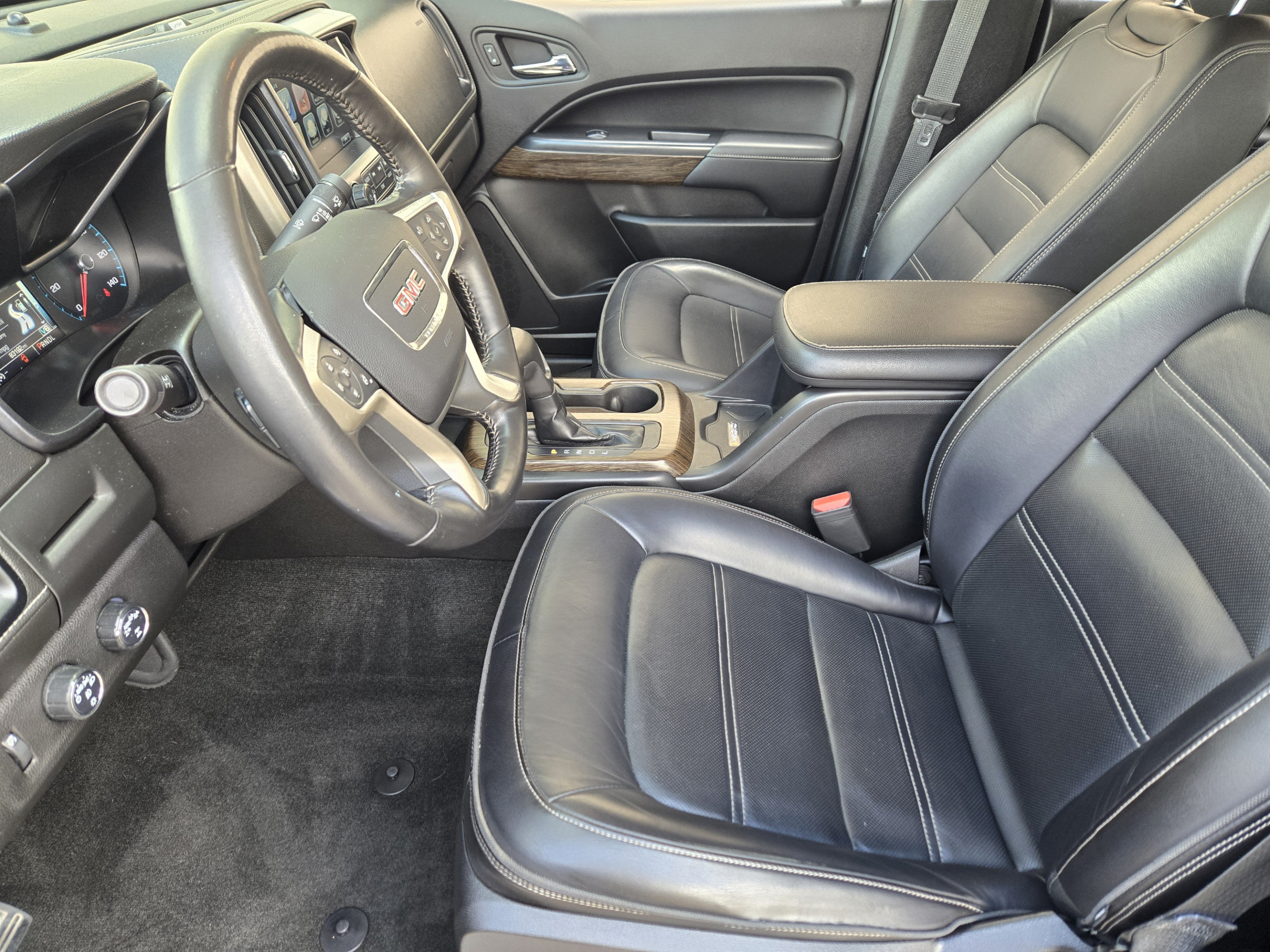 Used 2018 GMC Canyon Denali AWD/4WD image 11