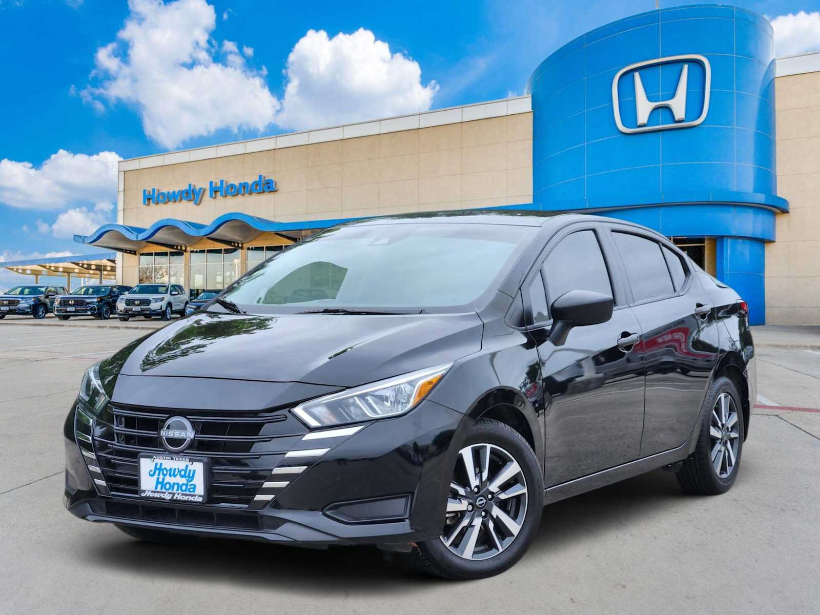 Used 2024 Nissan Versa S w/ S Plus Package FWD image 1