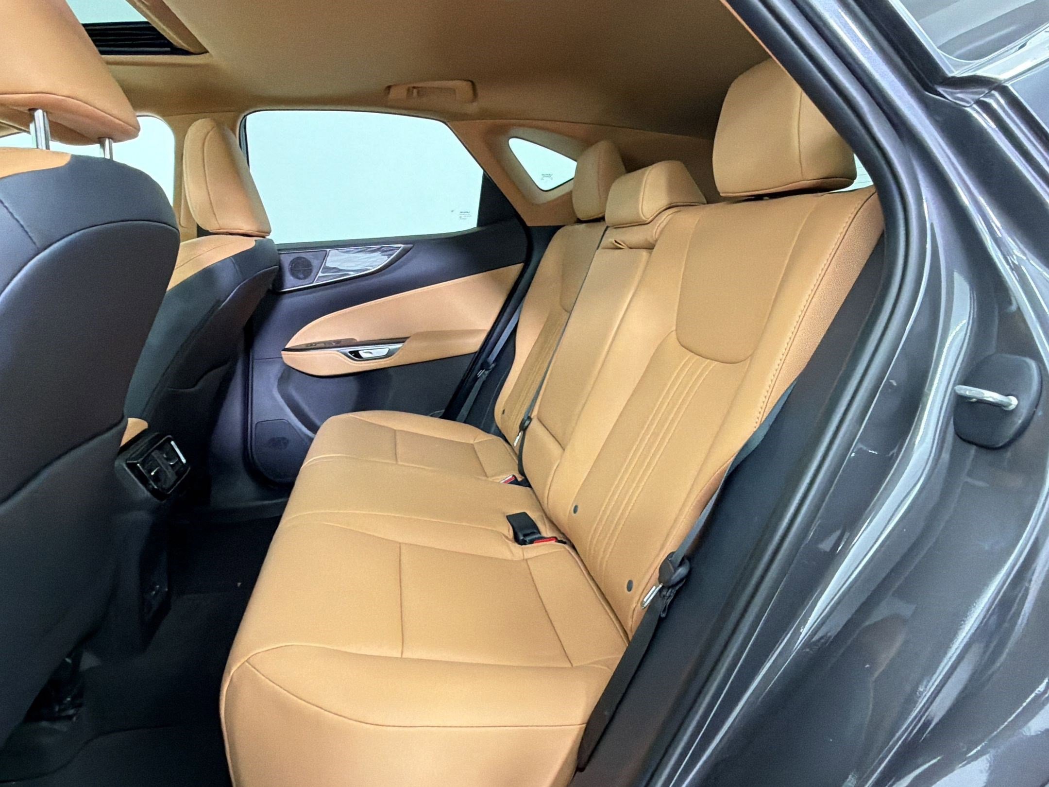 Used 2025 Lexus NX 250 FWD w/ Accessory Package (Z2) image 14