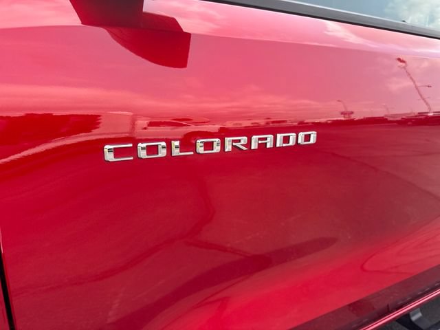 Used 2024 Chevrolet Colorado LT w/ LT Convenience Package III AWD/4WD image 32