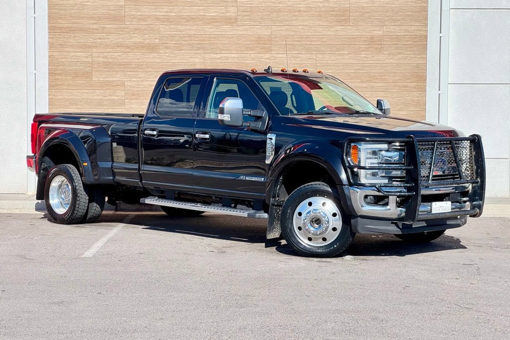 Used 2019 Ford F450 Lariat w/ Lariat Ultimate Package AWD/4WD image 2