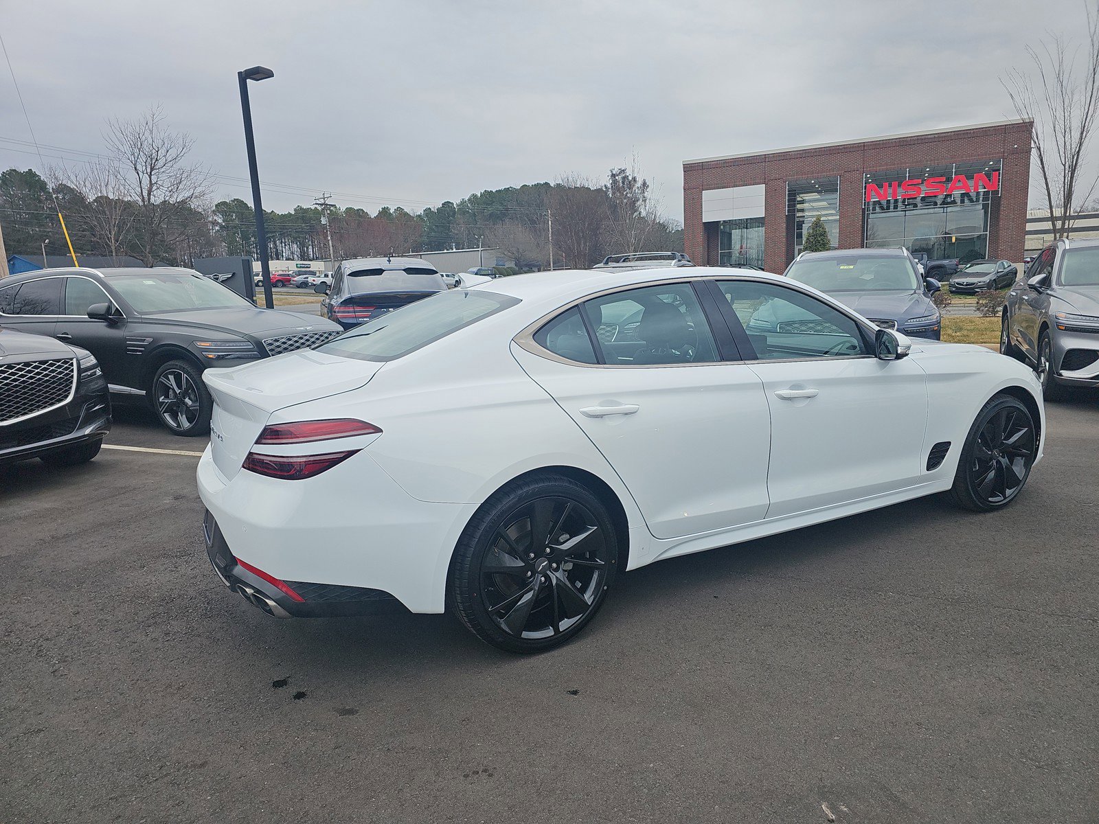 Used 2023 Genesis G70 2.0T w/ Sport Prestige Package image 4