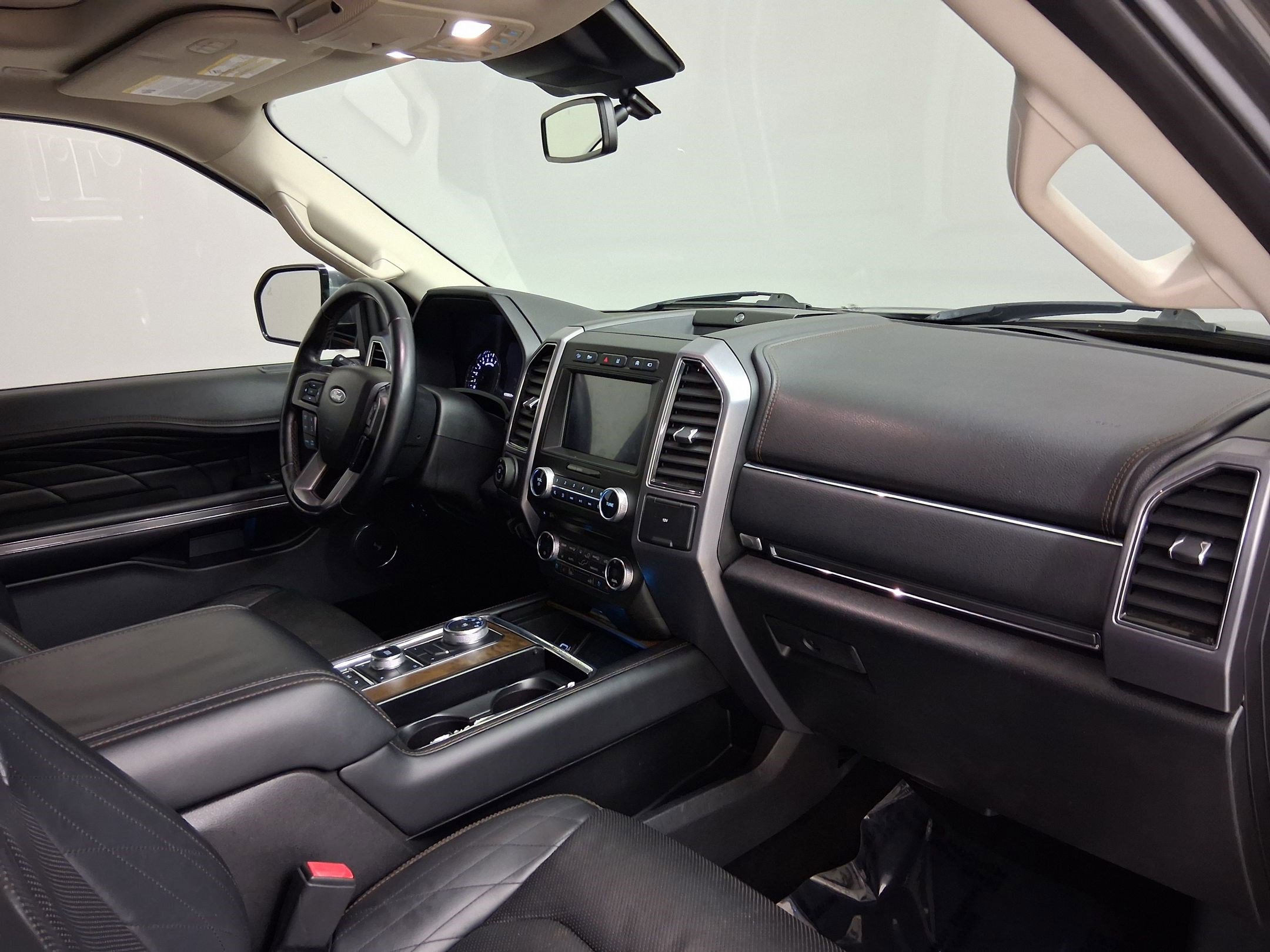 Used 2018 Ford Expedition Platinum AWD/4WD image 37