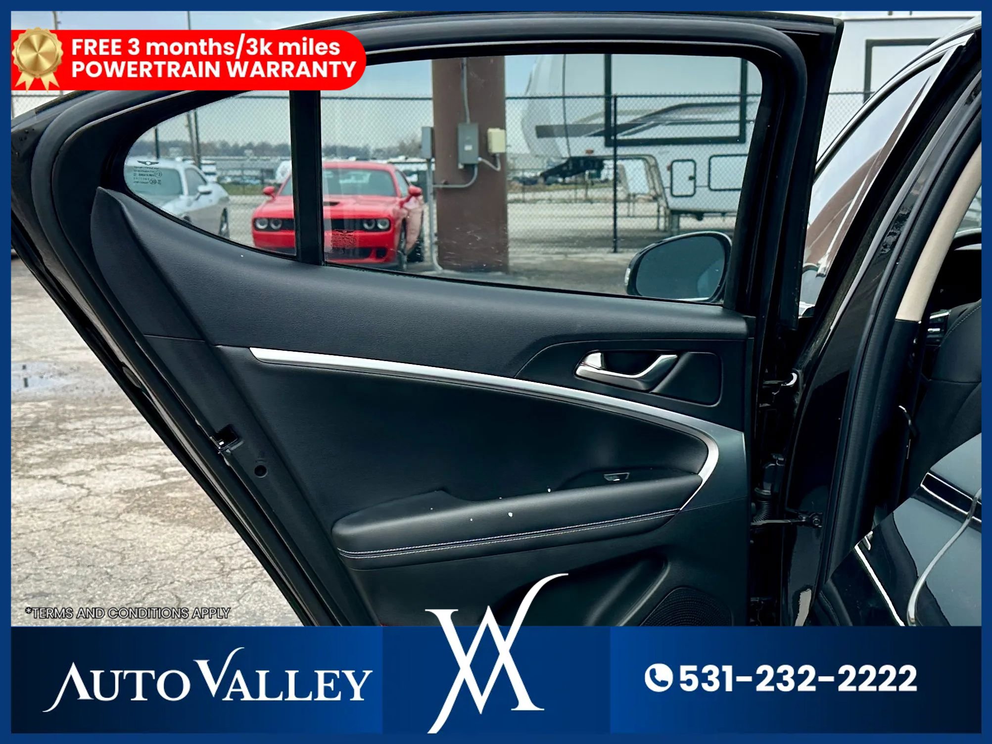 Used 2025 Genesis G70 2.5T RWD image 20