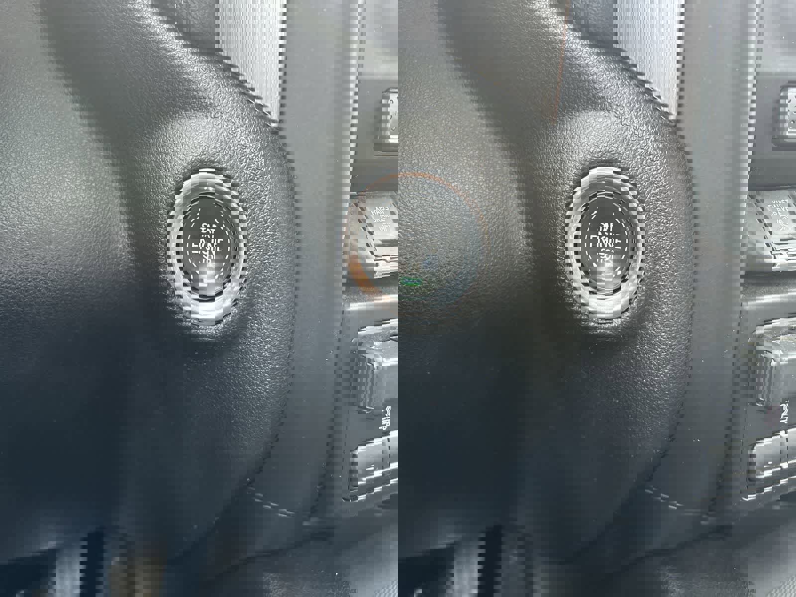 Used 2020 GMC Sierra 3500 Denali w/ Denali Ultimate Package image 17