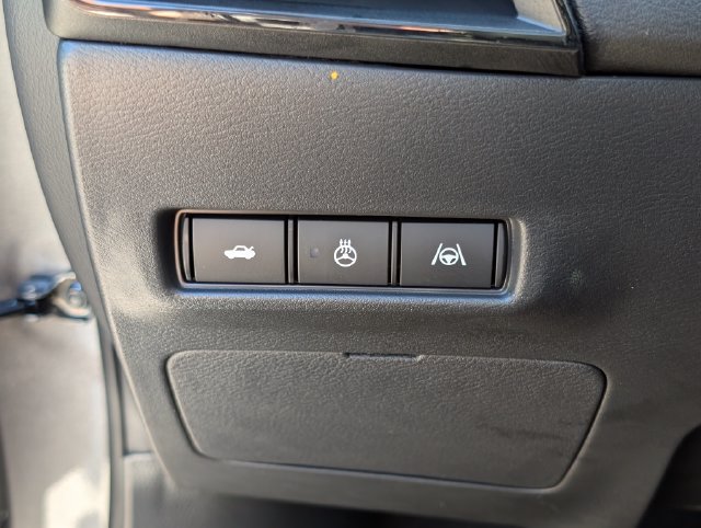 New 2026 Nissan Sentra SR w/ SR Premium Package FWD image 17