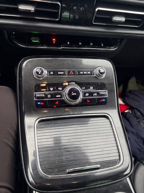 Used 2021 Lincoln Nautilus AWD image 13