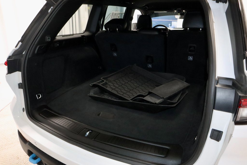 Used 2022 Jeep Grand Cherokee Trailhawk image 17