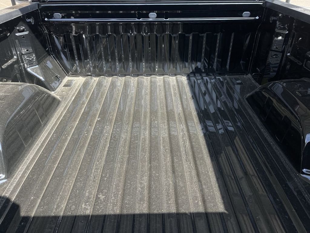 New 2026 GMC Sierra 1500 Elevation image 25