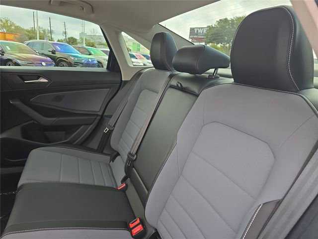 New 2026 Volkswagen Jetta SE image 11