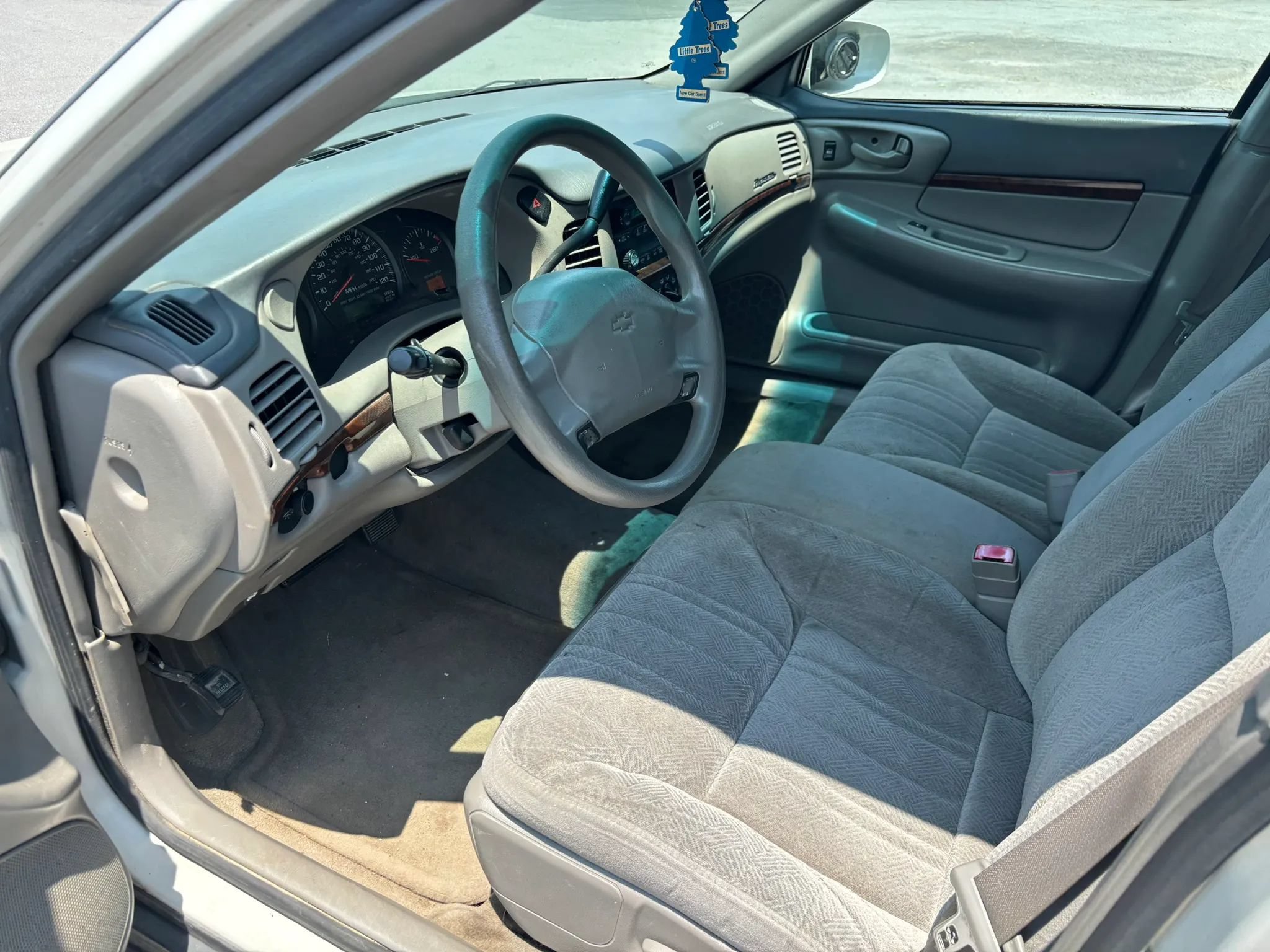 Used 2003 Chevrolet Impala FWD image 11