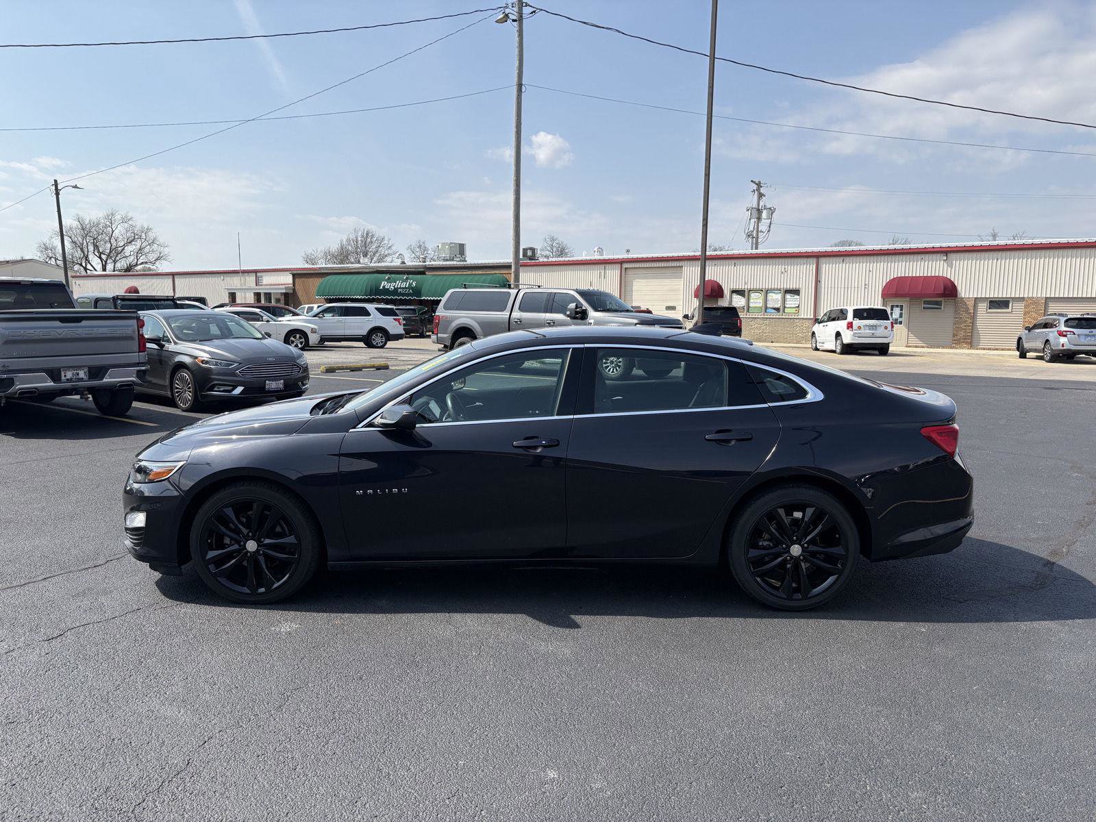 Used 2023 Chevrolet Malibu LT image 17