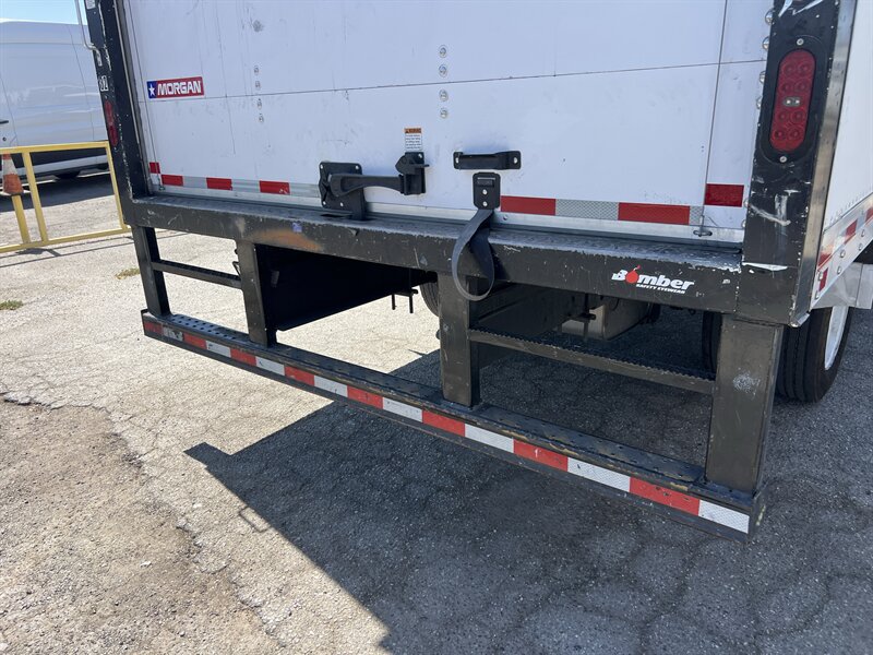 Used 2023 Isuzu NPR RWD image 10