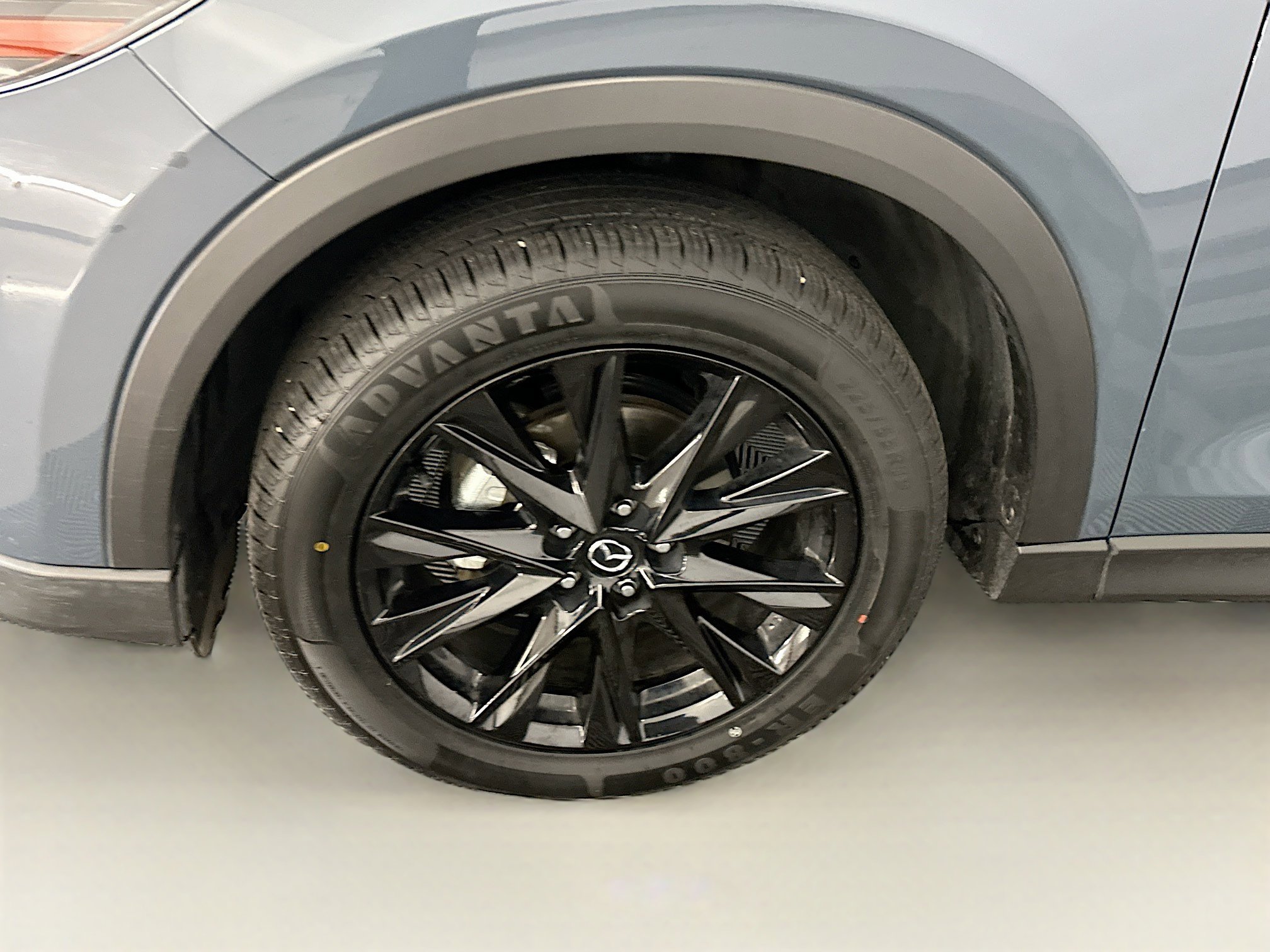 Used 2025 MAZDA CX-5 Carbon Edition image 11