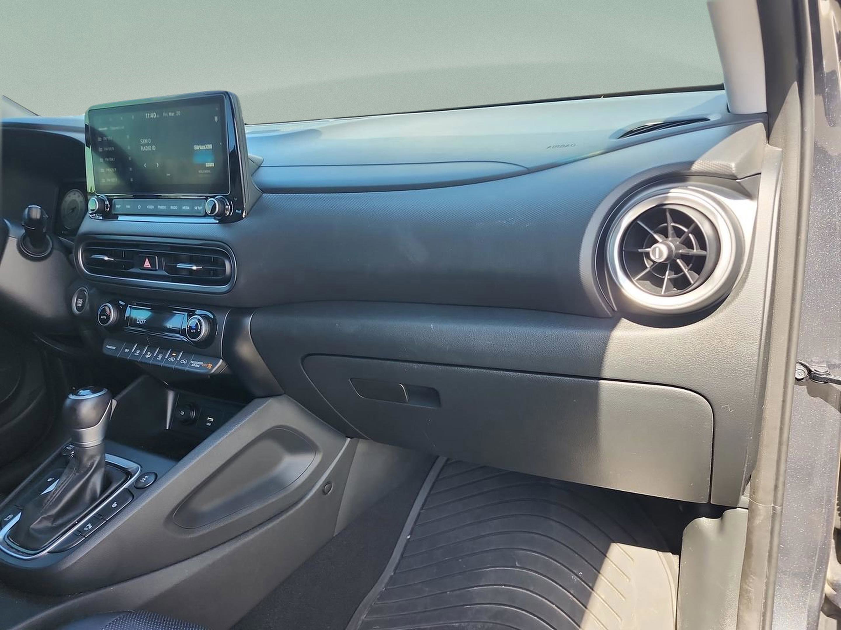 Certified 2022 Hyundai Kona Limited image 19