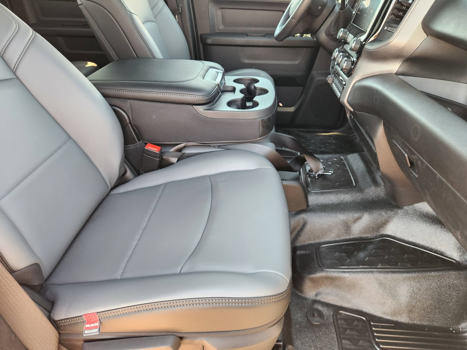 New 2026 RAM 3500 Tradesman AWD/4WD image 14