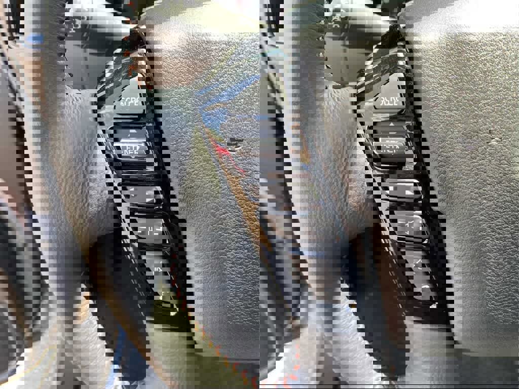 New 2025 Nissan Frontier PRO-4X image 12