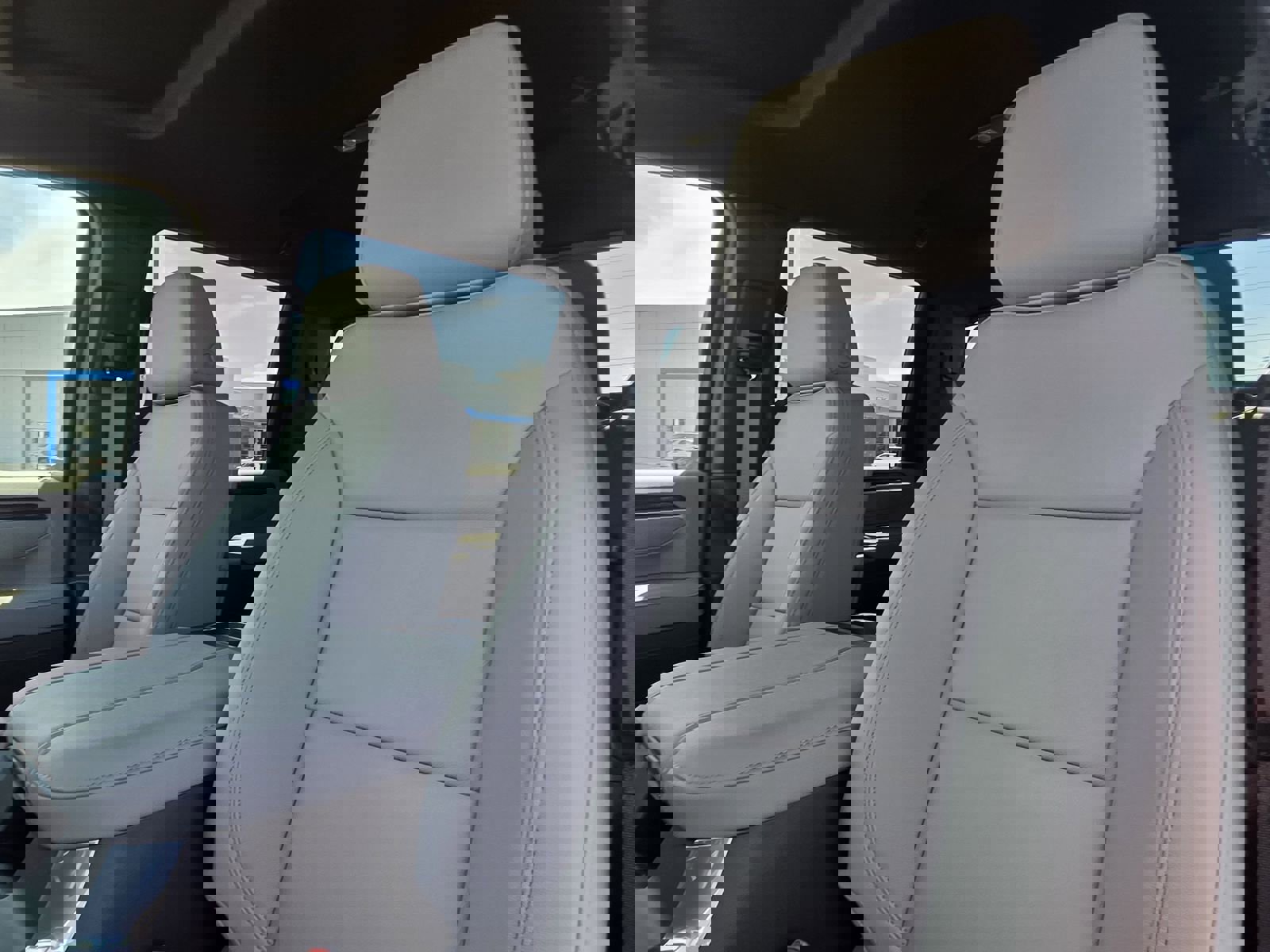 New 2026 Chevrolet Silverado 3500 LT image 12