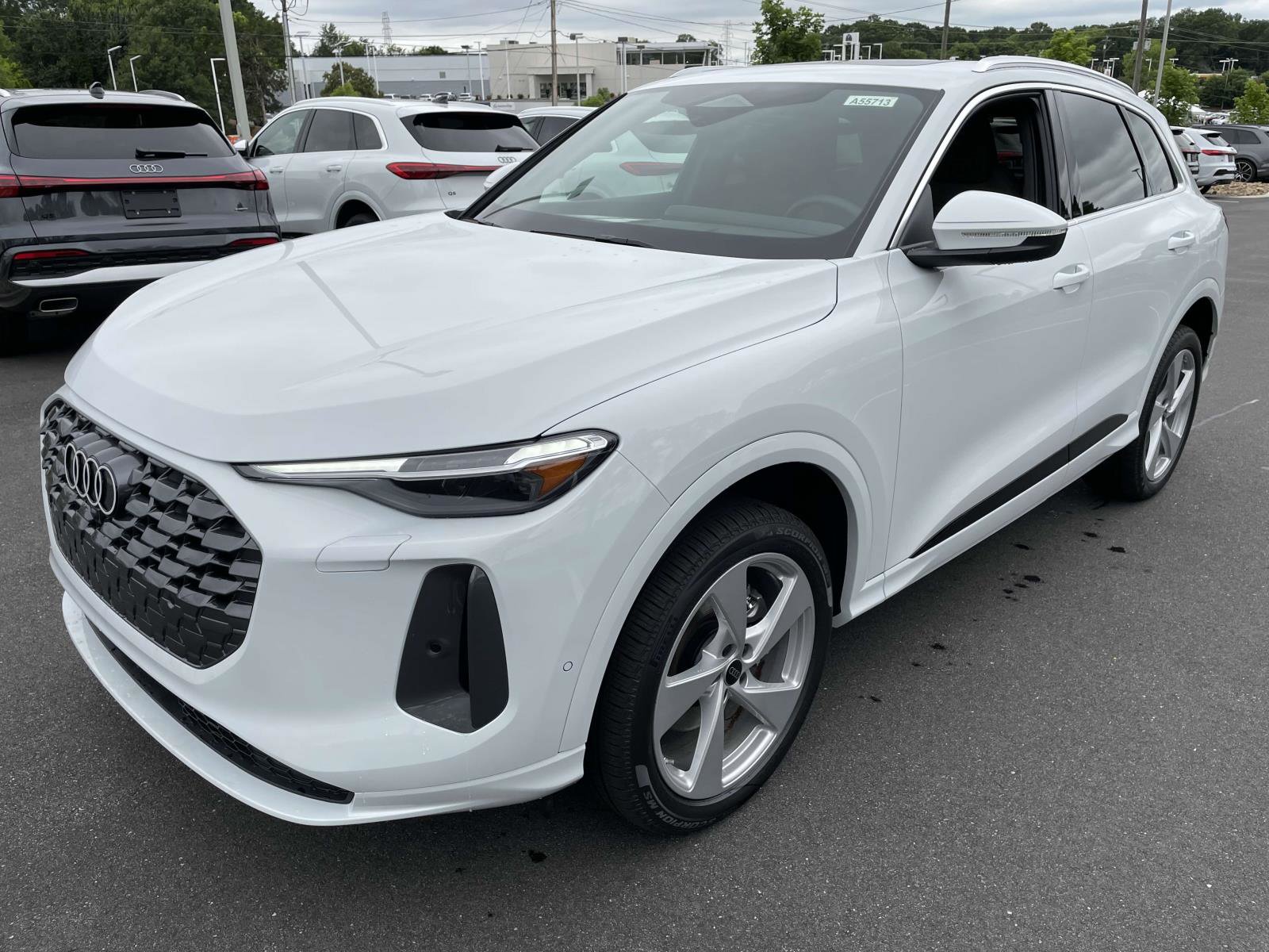 New 2025 Audi Q5 Premium Plus image 3