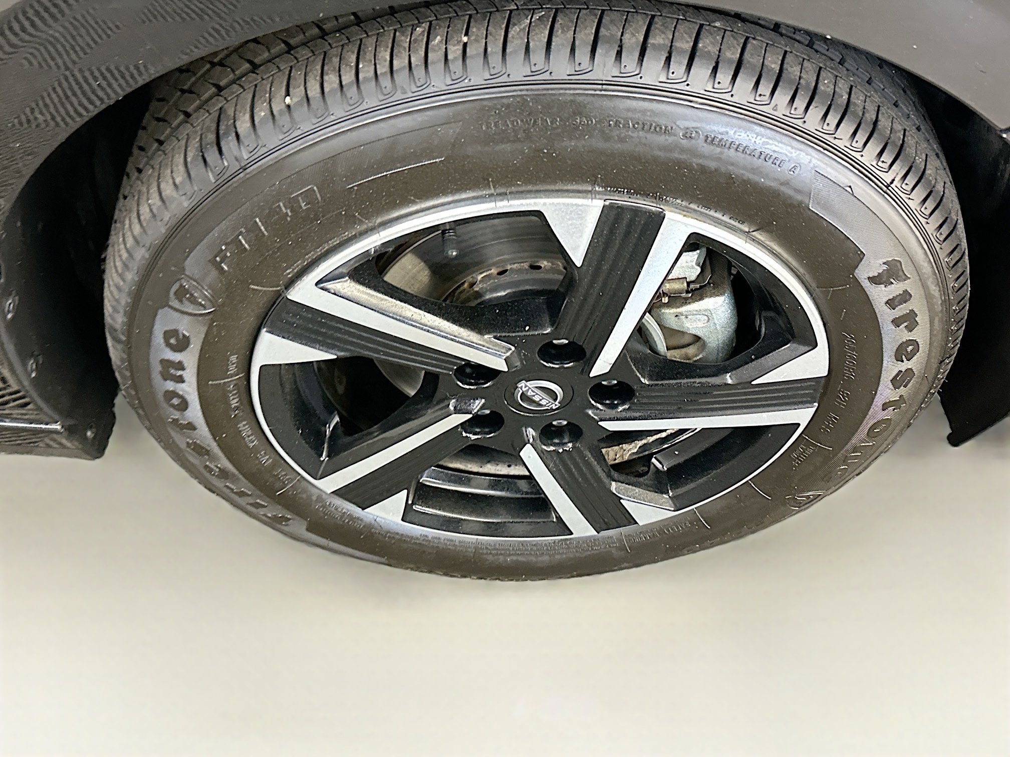 Used 2024 Nissan Sentra SV FWD image 11