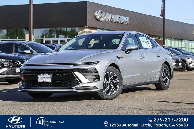 New 2026 Hyundai Sonata Blue FWD image 1