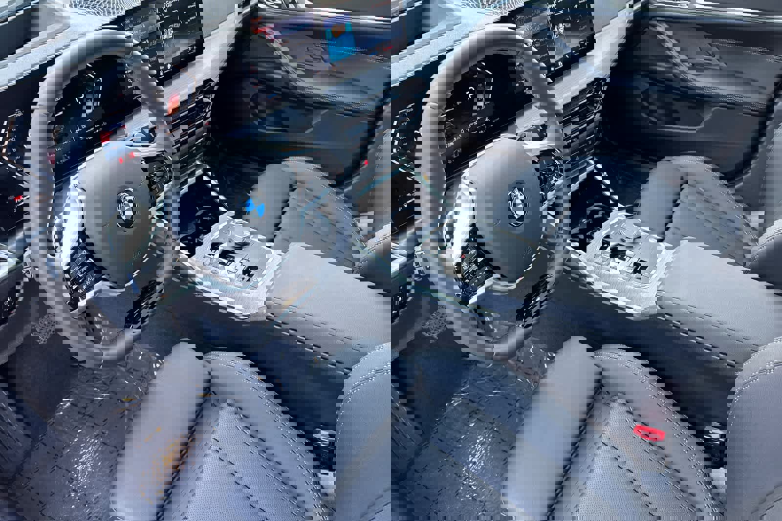 Used 2025 BMW 430i w/ Premium Package image 11