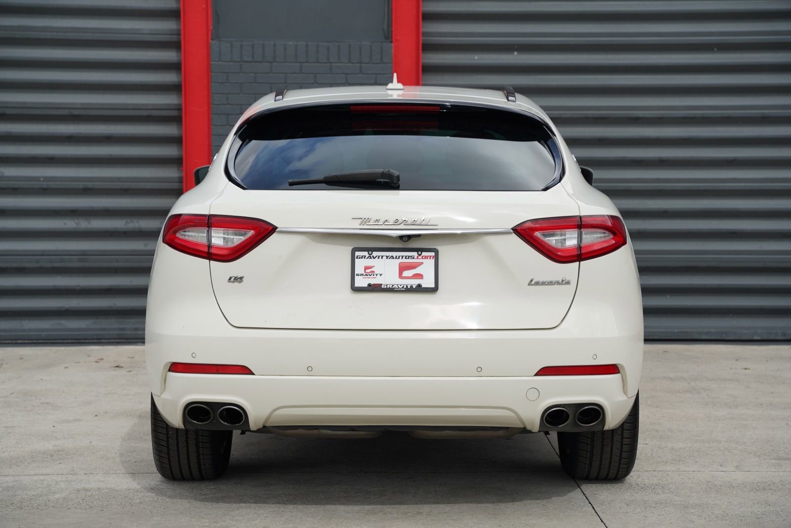 Used 2019 Maserati Levante image 11